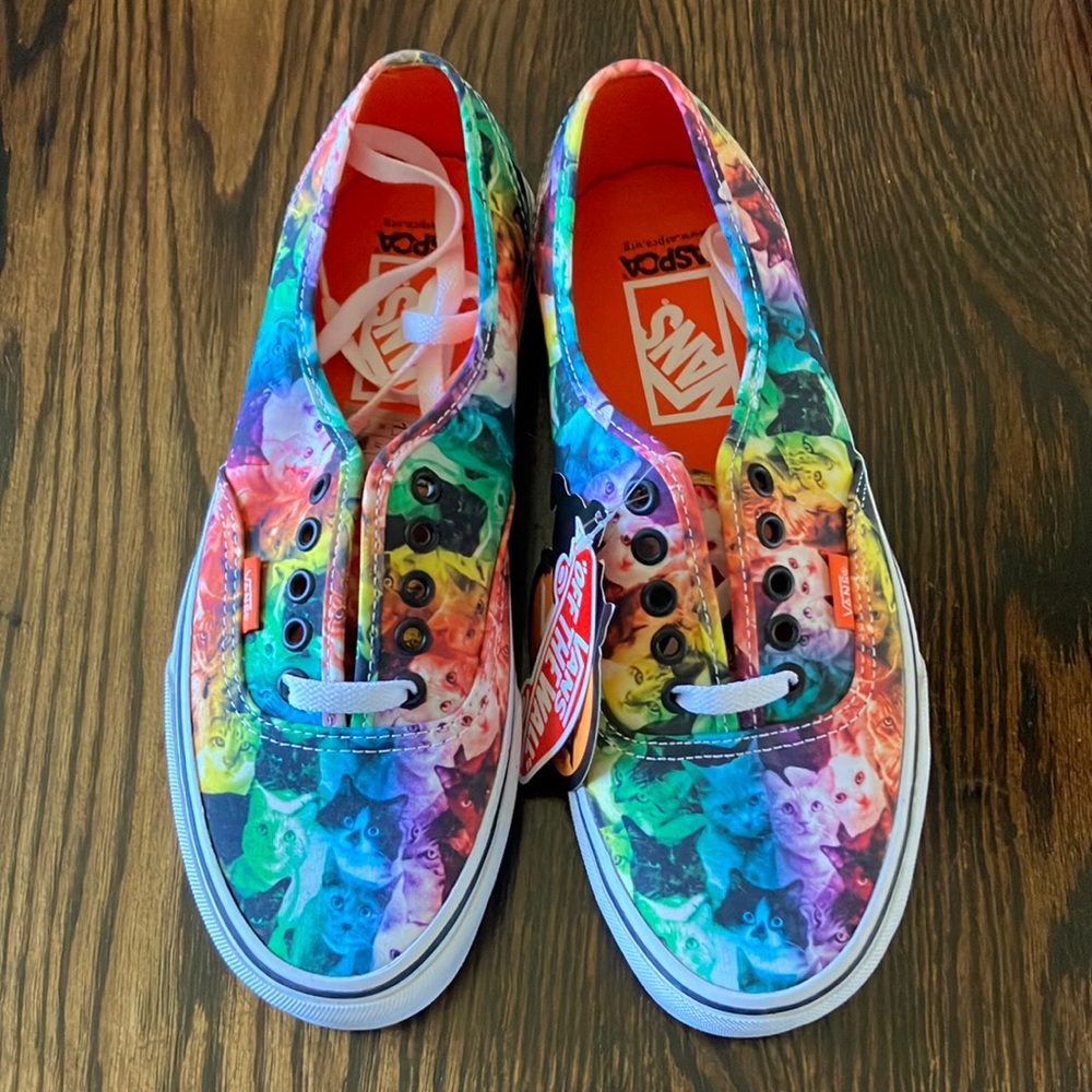 NWT Vans “Off The Wall” ASPCA Cat Print Shoes